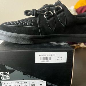 T.u.k suede black 8